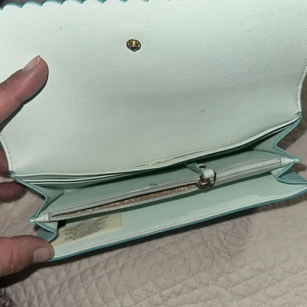 Kate Spade 'Cape Drive' Cindy Wallet - Picture 3 of 6